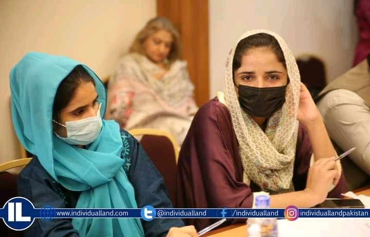 FahmeedaGull's tweet photo. #KHIKAROBAR 
@individualland 
@FNFPakistan https://t.co/WpylKUk79S