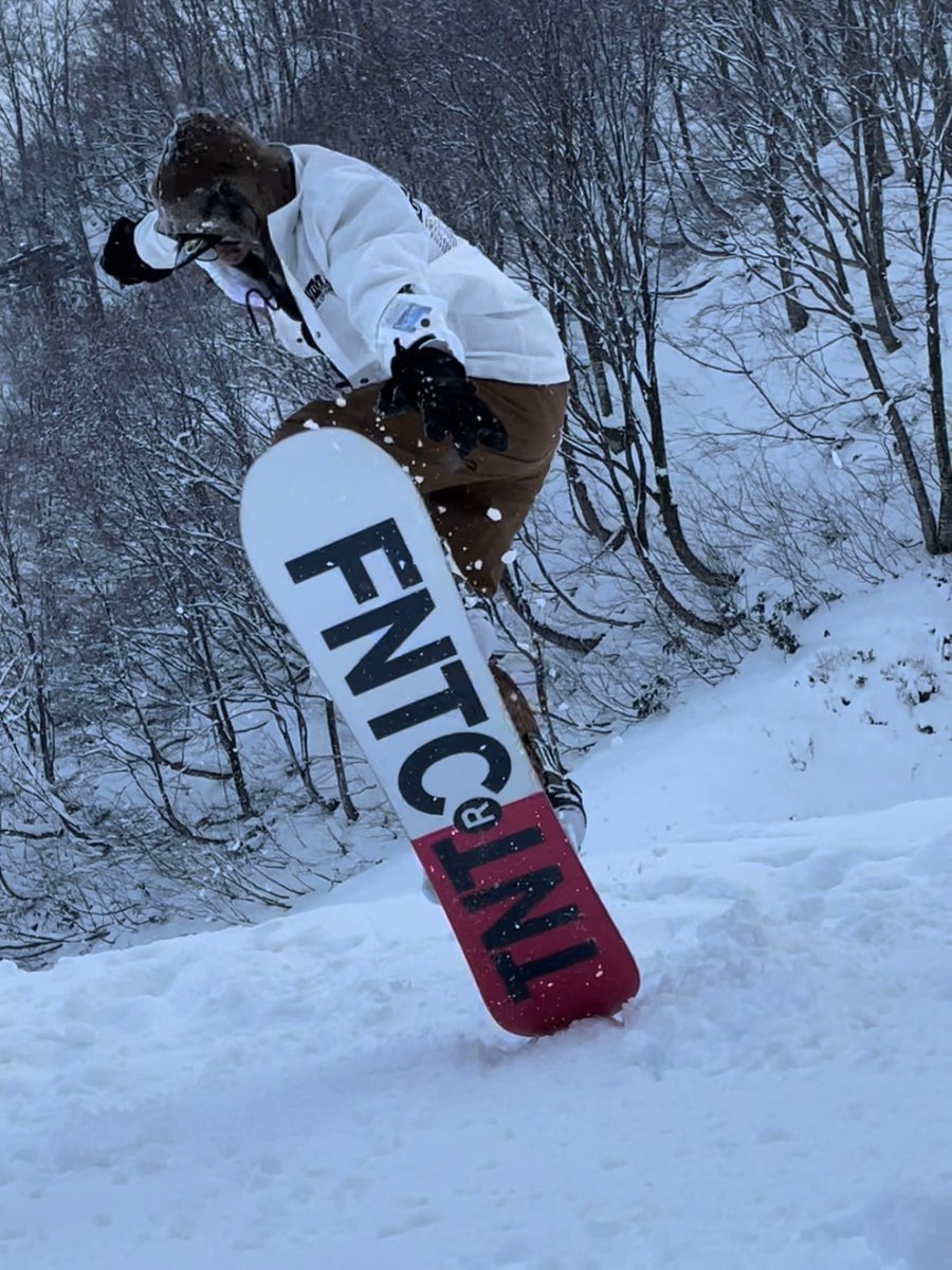 RYU_Snowboarder's tweet photo. 昨日のシーズンインは高鷲で😁
うまくなりたいっす🥺 https://t.co/PFxlI2Xejx