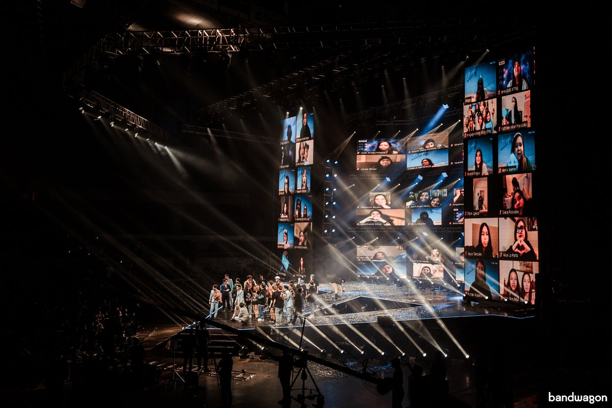 bandwagonPH's tweet photo. It's been a week since #SB19OZAnnivConcert! What's your fave moment from the show?
https://t.co/uCvLmrSVqs
Photography by @eggcheeks https://t.co/Gs1l559iY8