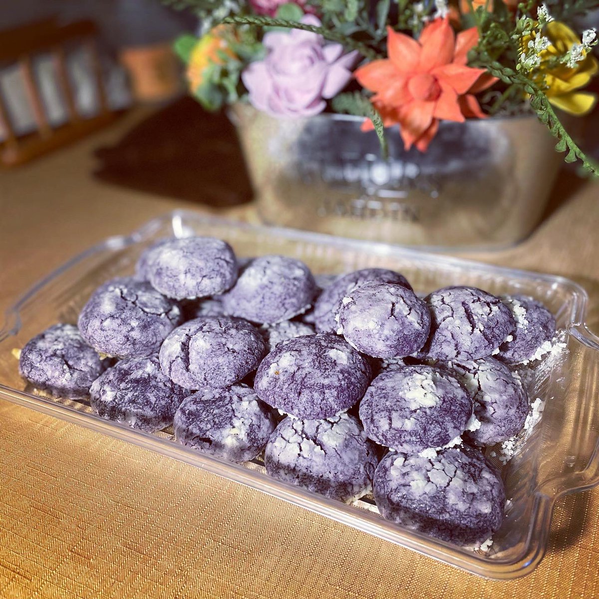 iamCHARRRmed's tweet photo. Dahil magaling na ako galing sa sakit, I made some Ube Crinkles (Purple Yam 🍠 crinkles) for tomorrow’s event. 💙 #2021 #예블리 #happiness #예성 #BakingChronicles #hobby https://t.co/LzkAMYXp2C