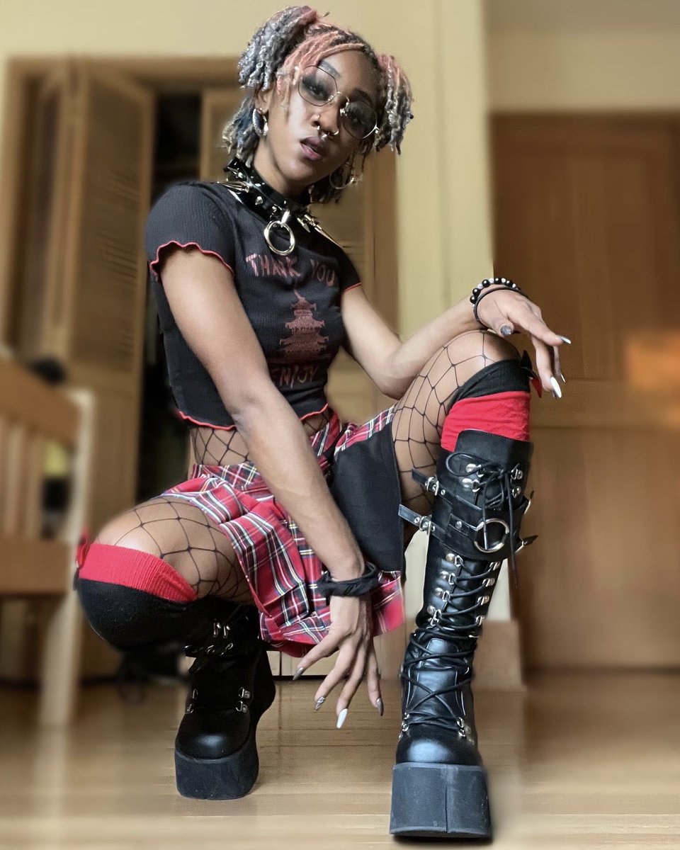 MistressAnju's tweet photo. 𝓣𝓱𝓪𝓷𝓴 𝔂𝓸𝓾~ 𝓔𝓷𝓳𝓸𝔂 🥢🥵👅❤️‍🔥✨ https://t.co/tLDtC5Kv5t