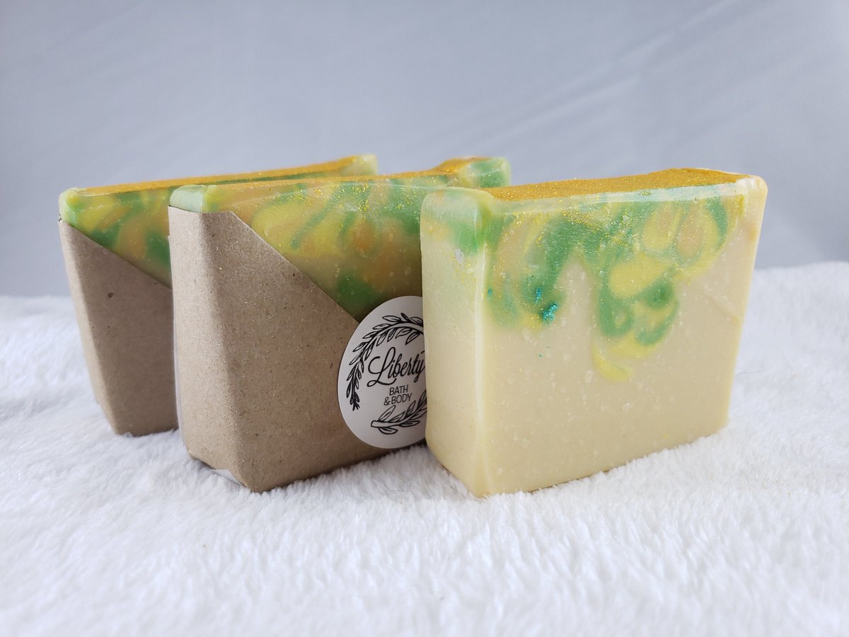 Orange Goat's Milk Large Bar Soap, Citrus Inspired Scent Hand-Crafted Soap, Cocoa And Shea Butter Soap, Vegan Soap, Environmentally Friendly tuppu.net/cbd44d28 #Etsy #allnatural #skincare #coldprocesssoap #ecofriendly #LibertyBathAndBody #LibertyBath