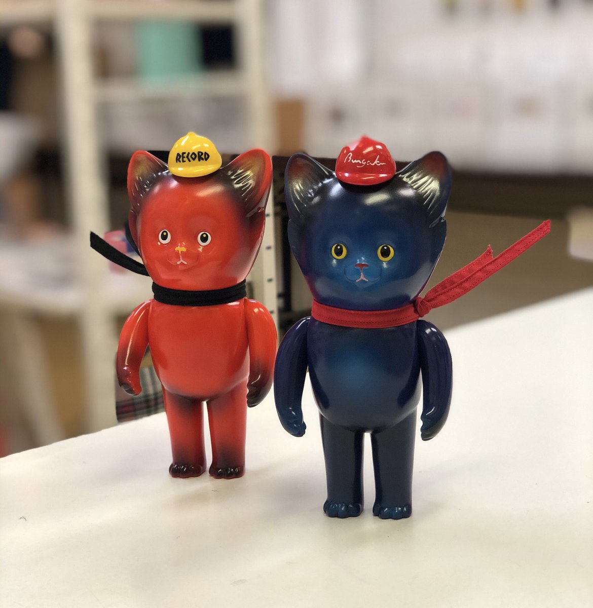 森本書店 on X: