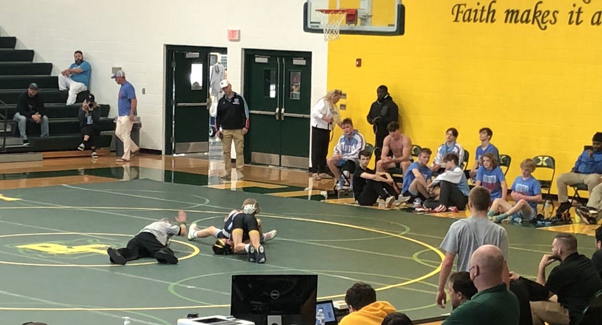 UnionCoSchools's tweet photo. Thanks to @stxtigers for hosting our wrestlers today! 🤼‍♀️ Great day for UC👊 Go Braves! @UCHSathletics @WrestlingCounty @MrJacksonUCHS https://t.co/9lUm3UUXVG