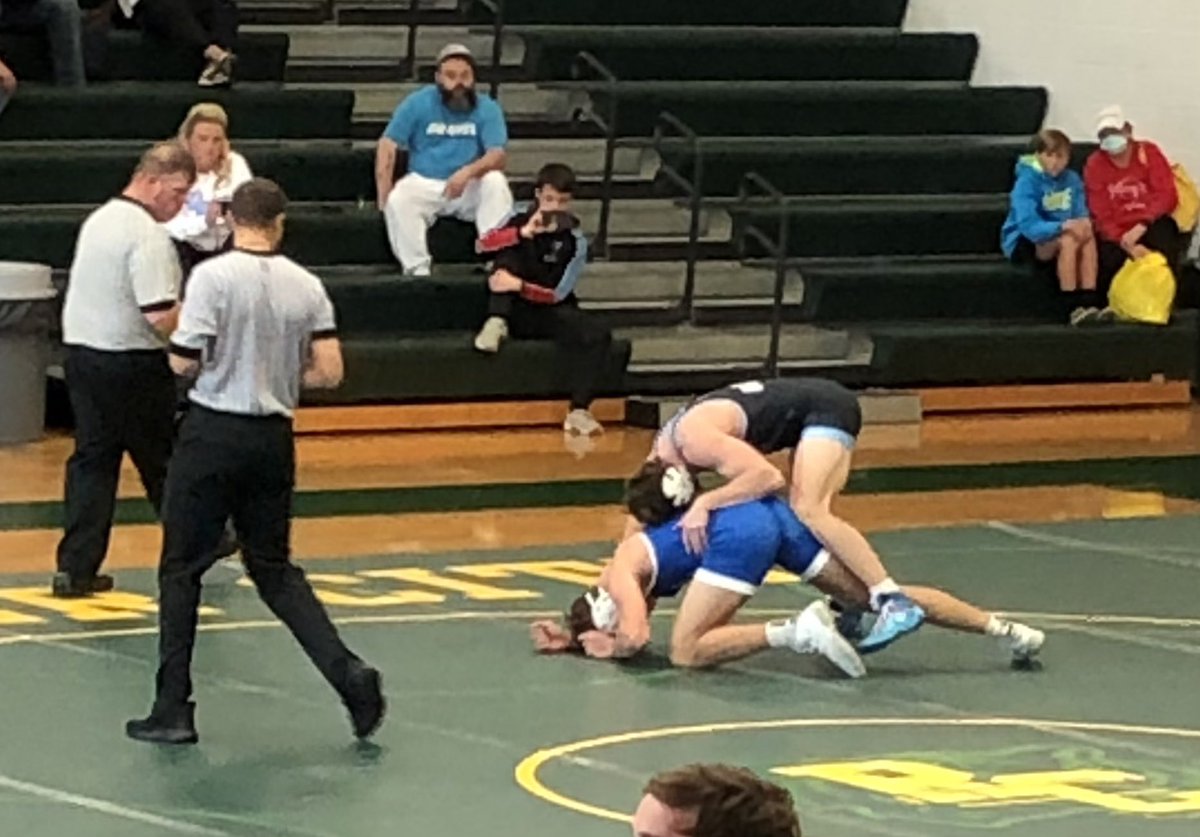 UnionCoSchools's tweet photo. Thanks to @stxtigers for hosting our wrestlers today! 🤼‍♀️ Great day for UC👊 Go Braves! @UCHSathletics @WrestlingCounty @MrJacksonUCHS https://t.co/9lUm3UUXVG