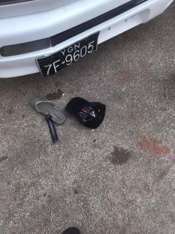 Four youths were shot dead due to the military terrorists cracked down the strike by hitting with a car and opened fire the protestors in Kyimyindaing, Yangon. At least two women and five men were arrested. Tw // death
#CrimesAgainstHumanity #Dec5Coup
#WhatsHappeningInMyanmar