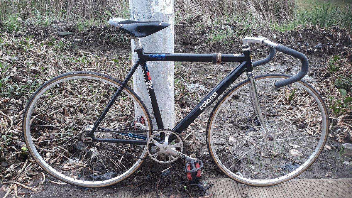 Faisal11057477's tweet image. Wts fullbike
Bisa mutil.
 Frameset colossi tipe ini di indo jarang ada yg punya . Misalpun ada cuma bebarapa aja . 
Monggo 🙏🏼
#fnfjb #WTS #frameset