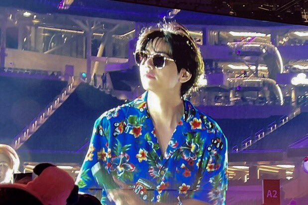 can’t wait to see taehyung during soundcheck again