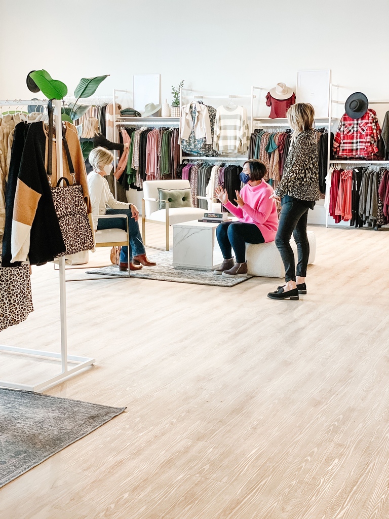 Frock Box tweet media