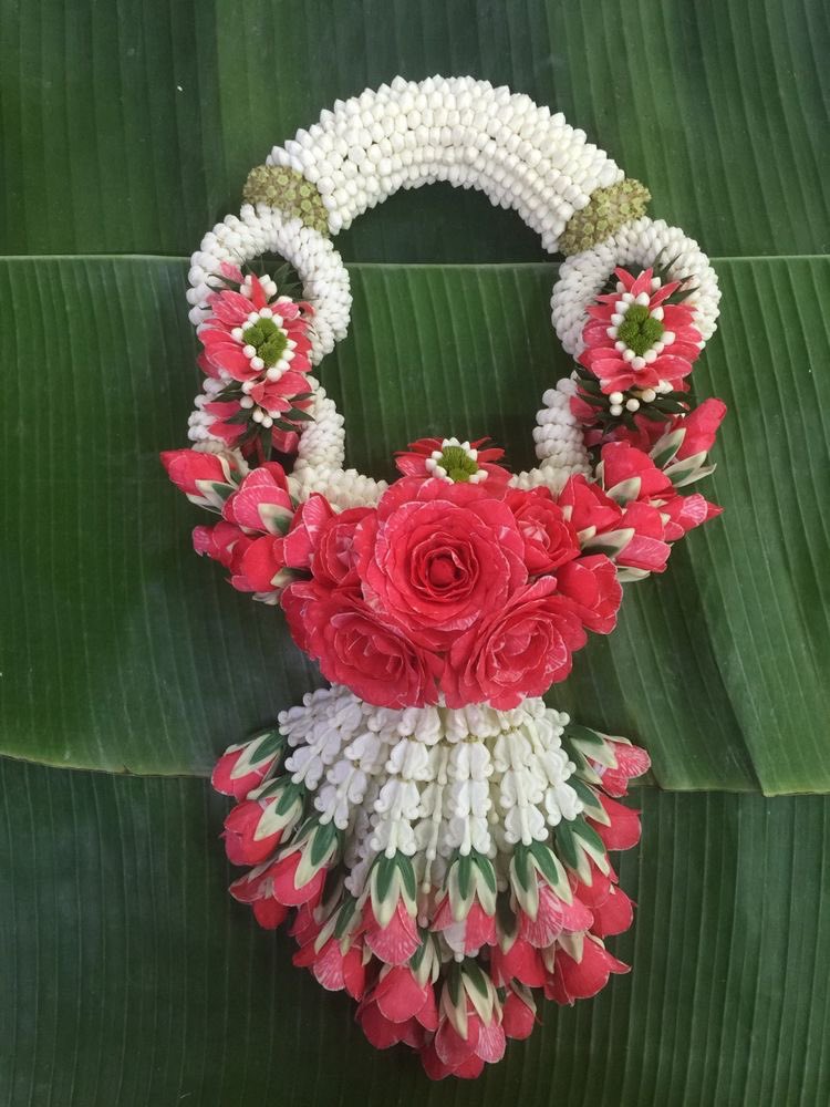 ปี๊ครับ สุขสันต์วันพ่อ <a href="/J4YXLER/">J</a>