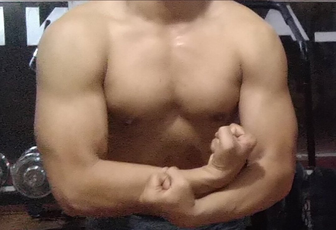 Radit_Jgja's tweet photo. Available... 
Ready buat yg mau massage urut or scrub... 

@Bighard74946993 @Mox_MoxiMSG @pemburubottom @Gerhana14723790 @Dewo_Ansyah28 @fuanpij4t @JuniorsMssg @BabangZacki @AbamAtLantk @angga_escort @rendra_jkt @bdg_pijat 
#pijatjogja #MassageFullBody https://t.co/DYXMXzMBKV