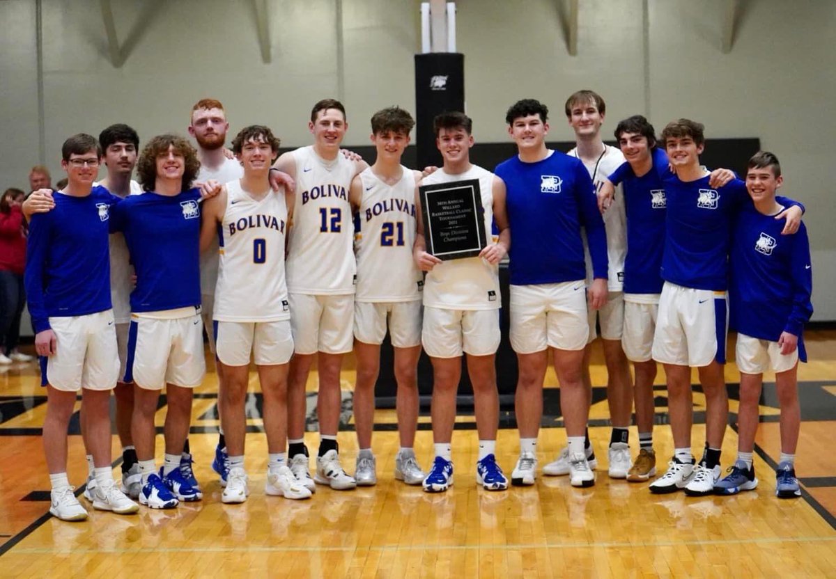 WILLARD TOURNAMENT CHAMPS!!! 🏆🏆🏆 many more wins to come for this team. #GoLiberators 

P.S. congrats Kyle and Lukas on All-Tournament Team!