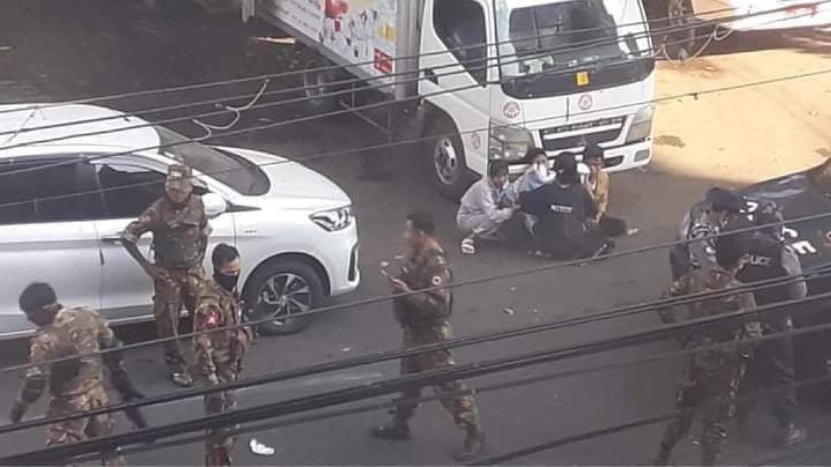 Nananam98's tweet photo. Innocent protesters were hit by a car and injured people were taken to the interrogation by the military terrorists without any medical treatment. #Dec5Coup #WhatsHappeningInMyanmar #HelpMyanmarIDPs https://t.co/SJHgzophAE
@ASEAN @UN @VP @USEmbassyBurma @ukinmyanmar @UN_HRC https://t.co/DwkqQAsc24