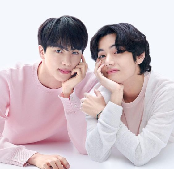 imbtsth's tweet photo. @imbtsjin hahahahahaha jametku yang imut imut utututuuu https://t.co/6a2r3nutRM