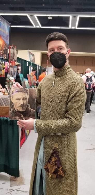 shakesofthrones's tweet image. I’m a passable Arya, but his Littlefinger cosplay is SO GOOD! #ECCC2021
