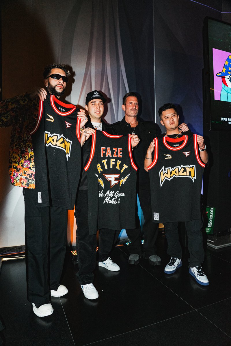 FaZeClan's tweet photo. We're All Gonna Make It 

@RTFKTstudios ✘ #FaZeUp https://t.co/Jy6asFn41l