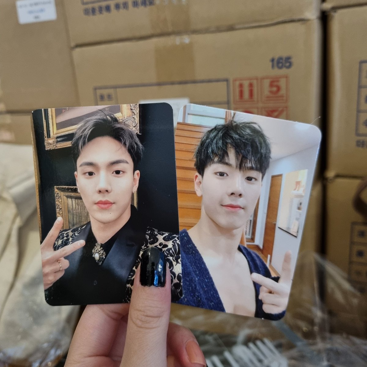 pretty_trash121's tweet photo. 우리 아저씨 나왔다..행벅 https://t.co/Hr9gqxj8v7