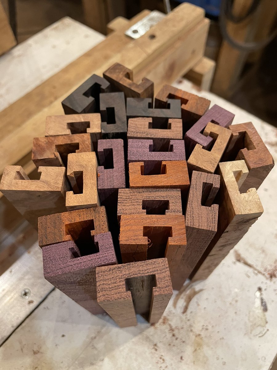 木製カッター

名古屋クリエイターズマーケットに向けて制作中

 #クリエイターズマーケット  #名古屋  
 #flamberg  #木製カッターナイフ