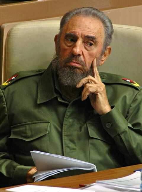 CelestinoPrez5's tweet photo. #Fidel "El problema no es sólo de libertad; el problema no es sólo de que todo el mundo tenga derecho a hablar, a escribir, a votar, a reunirse, el problema es que tengan derecho también a vivir.” #Cuba. https://t.co/ZWSa1RUu2k