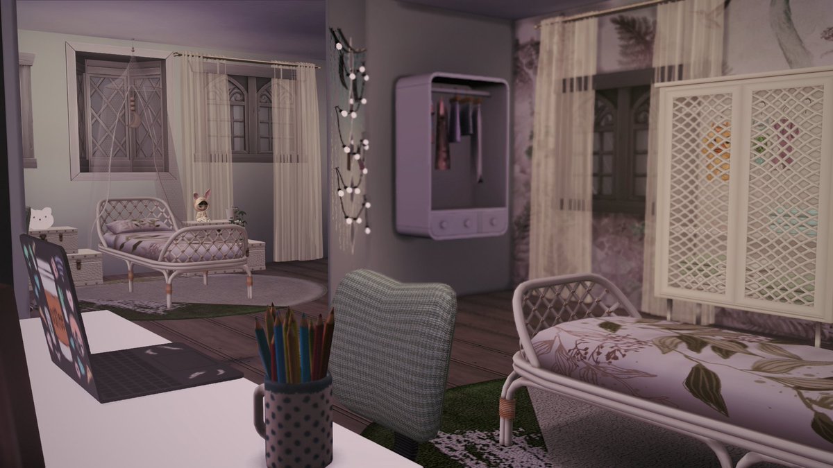 TheMomCave1's tweet photo. The Vachonks Home Tour (A Thread) - Upstairs Part 3
#showusyourbuilds #simsstories #storyteller #thesims #SimsHoliday #HappyHolidays #machinima https://t.co/LORjhDrFZk