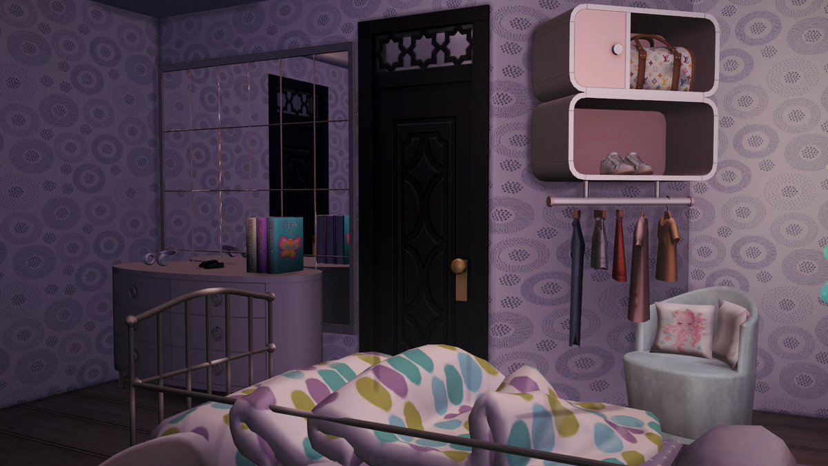 TheMomCave1's tweet photo. The Vachonks Home Tour (A Thread) - Upstairs Part 4
#showusyourbuilds #simsstories #storyteller #thesims #SimsHoliday #HappyHolidays #machinima https://t.co/zqliCOGSWE