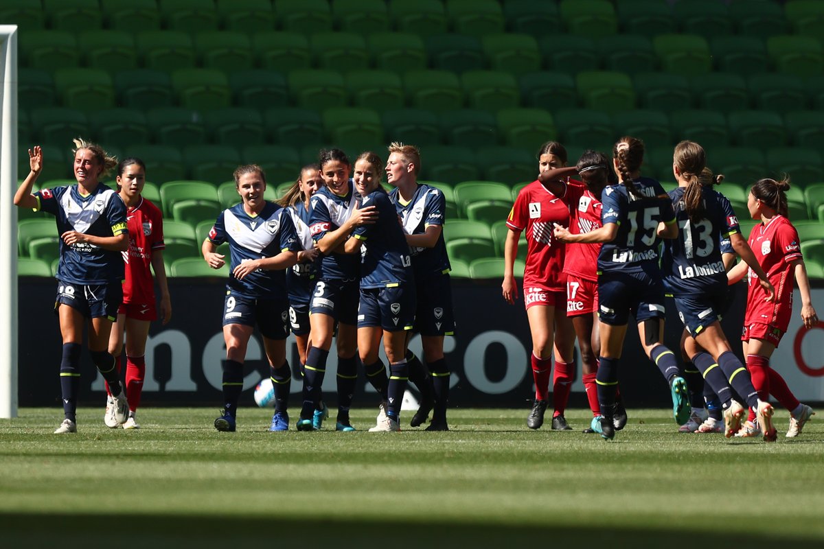 Melbourne Victory 3 - 0 Adelaide United FC
