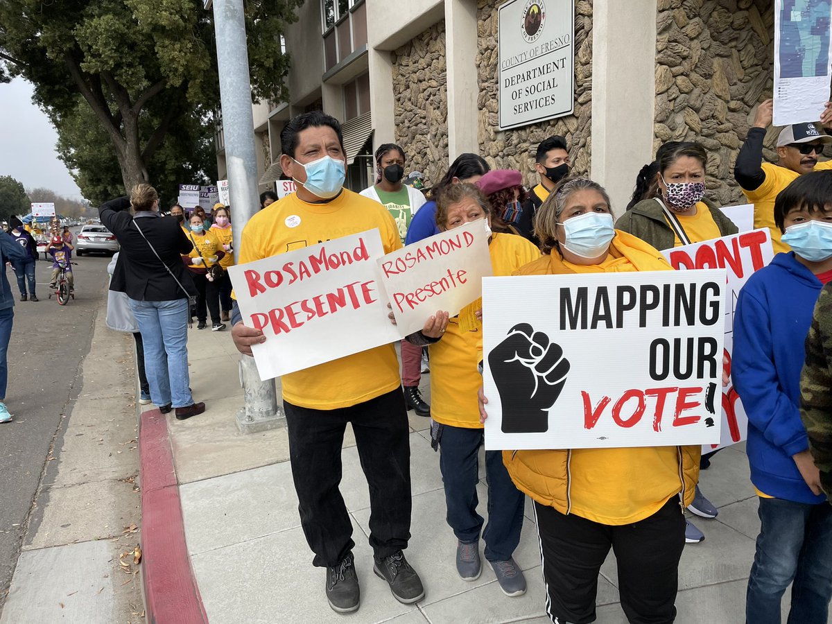 ChicanoGis's tweet image. #redistricting #mappingpower @DoloresHuertaFD @EquitableMaps @GerryTheMander @CityofFresno March for #fairMaps 12/4/21
