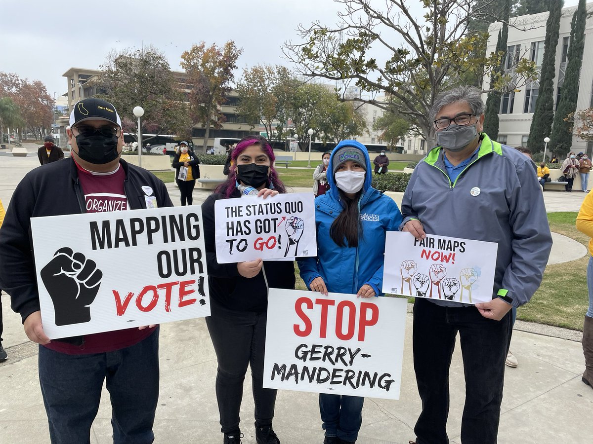 ChicanoGis's tweet image. #redistricting #mappingpower @DoloresHuertaFD @EquitableMaps @GerryTheMander @CityofFresno March for #fairMaps 12/4/21