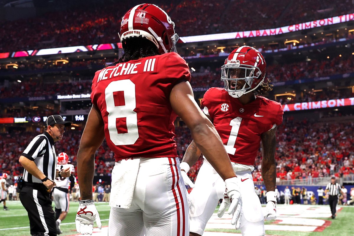 ESPNInsights's tweet photo. On Saturday, Alabama became the first school to beat AP top-5 teams in college football and men's college basketball on the same day.

The Crimson Tide took down No. 1 Georgia in the SEC Championship and No. 3 Gonzaga in the Battle in Seattle. https://t.co/nW89HXTOMH