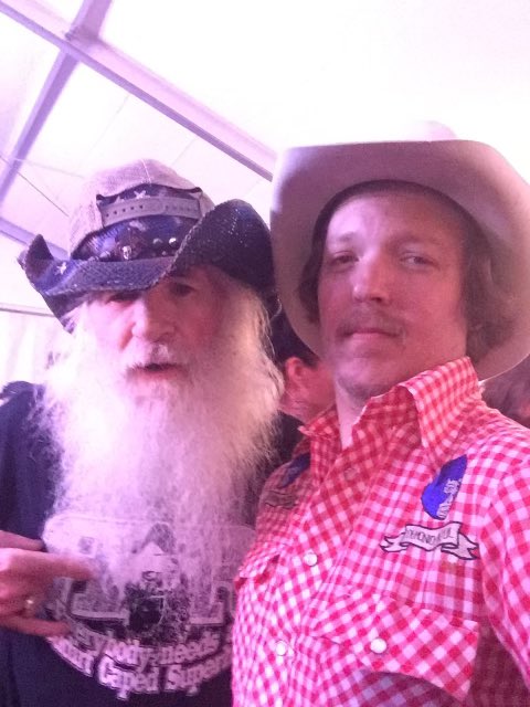 silveradamusic's tweet photo. Word just came down on the loss of a true Oklahoma legend, #RedDirtRandy. You could never miss Randy in the crowd, especially when he was shaking a leg. Lucky to have known this man. The stars shine a little brighter over OK tonight. Our hearts are with everyone who loved him. https://t.co/43Q9NAr7wN
