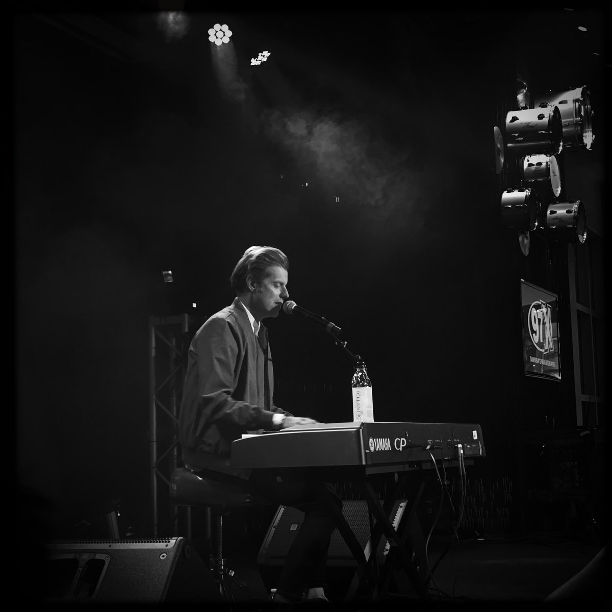 MuadDibbs's tweet photo. @97xonair @andrewmcmahon #97XNBT After party at the Hard Rock. https://t.co/bxcqXNBJxS