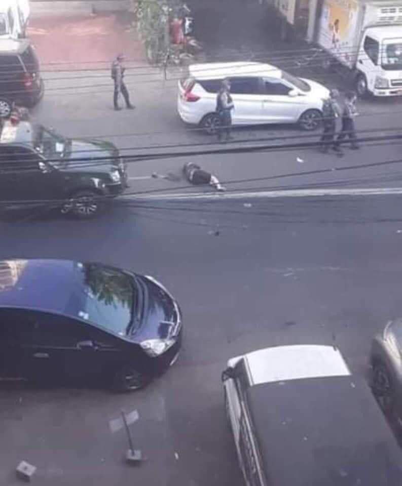 CheckHubby's tweet photo. BreakingNews; Cruel Crackdown on protest at KyiMyinDin killed at least 4 youths this morning in Yangon. An eye witness told that Soliders drove vehicle into protesters n randomly shot at a crowd.  

#Dec5Coup
#WhatsHappeningInMyanmar https://t.co/MYXoScsTQL