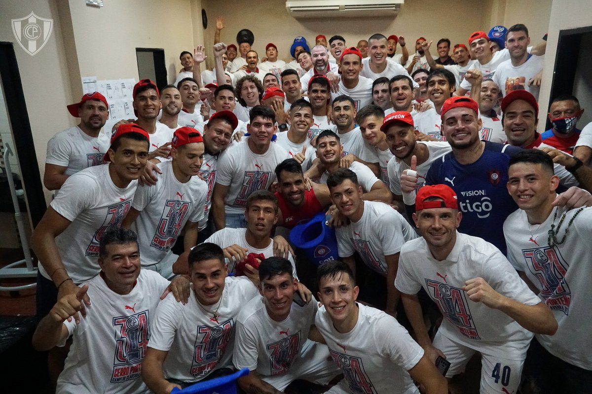 Paso a paso, siempre juntos, ASÍ SALIMOS CAMPEONES.

#Siempr34LoCiclón 🏆