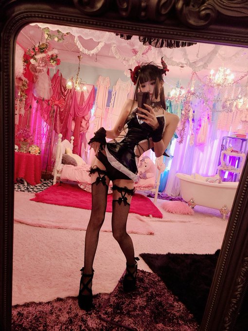コスプレイヤーしろさきのTwitter画像20