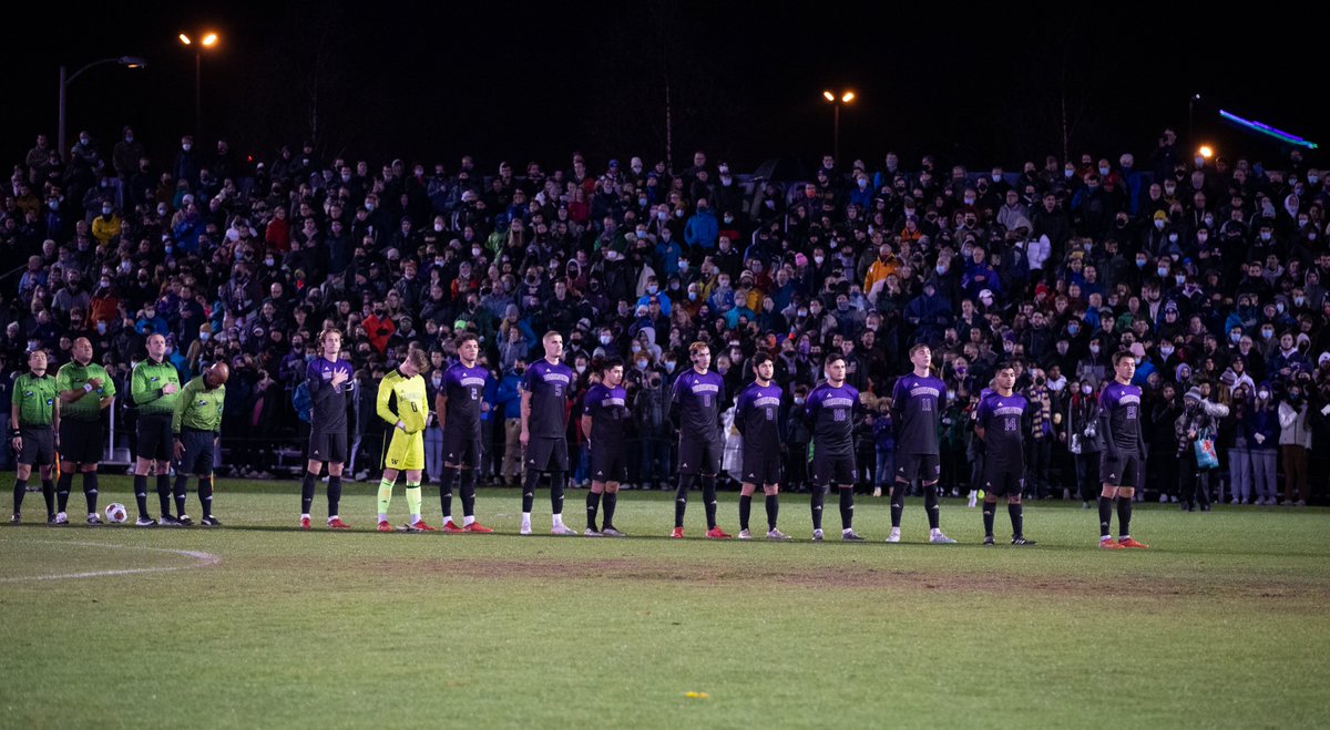 UW_MSoccer's tweet photo. 𝐁𝐎𝐖. 𝐃𝐎𝐖𝐍.

☔️ Biggest home crowd in Washington History. 
☔️ Biggest win in Washington history. 

📰 https://t.co/G7bTlM2v9b

#GoHuskies https://t.co/pcNzxA12Ml