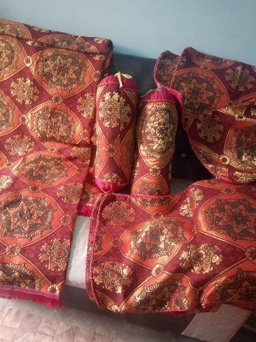 Inayafatima5's tweet photo. ڈبل بیڈ شیٹ
2 گاٶ تکیۓ
3 کشن
2 تکیہ کور
صرف 2500
#inaya_boutique_center
#CashOnDelivery All over Pakistan
#ForORDERS
#Whatsapp_Number
0316 7789899 https://t.co/bVfJE7zlZD