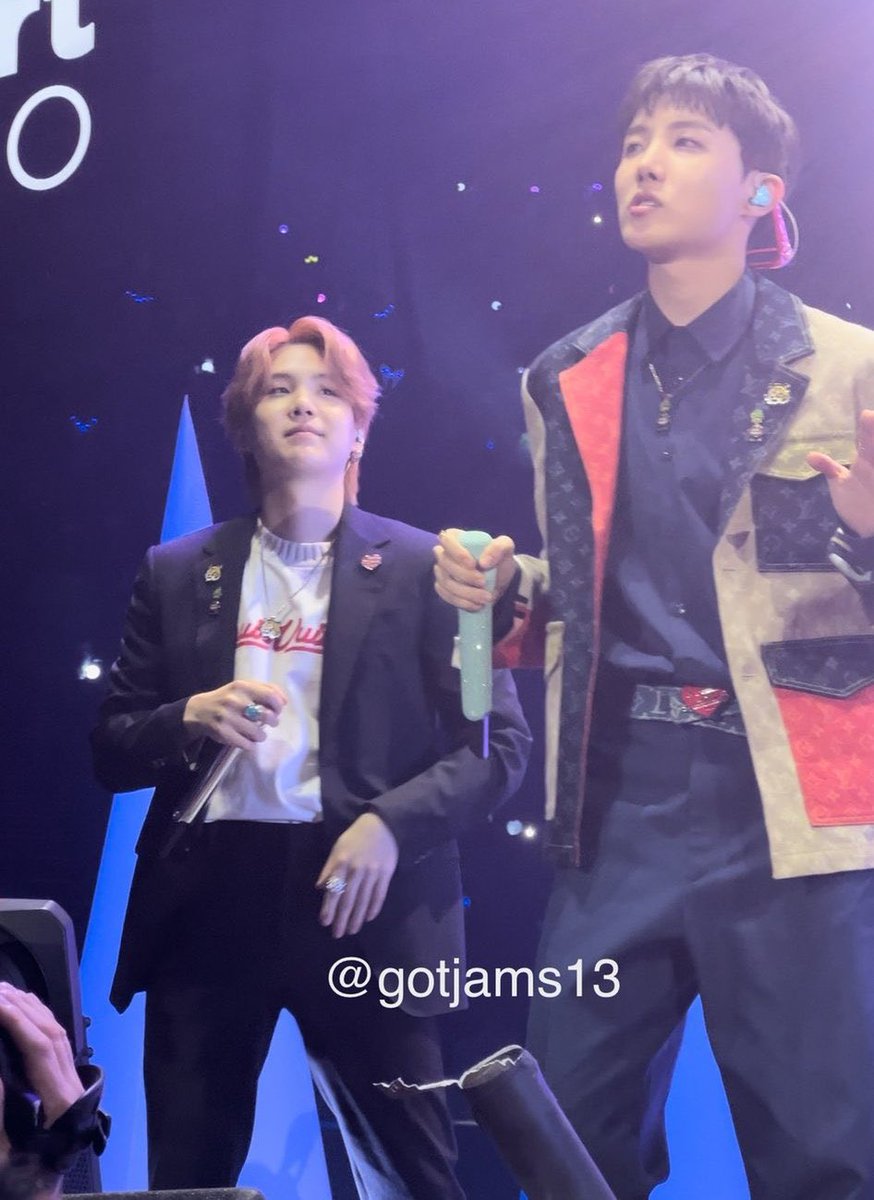 Hopeu218's tweet photo. Sope in LA https://t.co/prMXfcH707