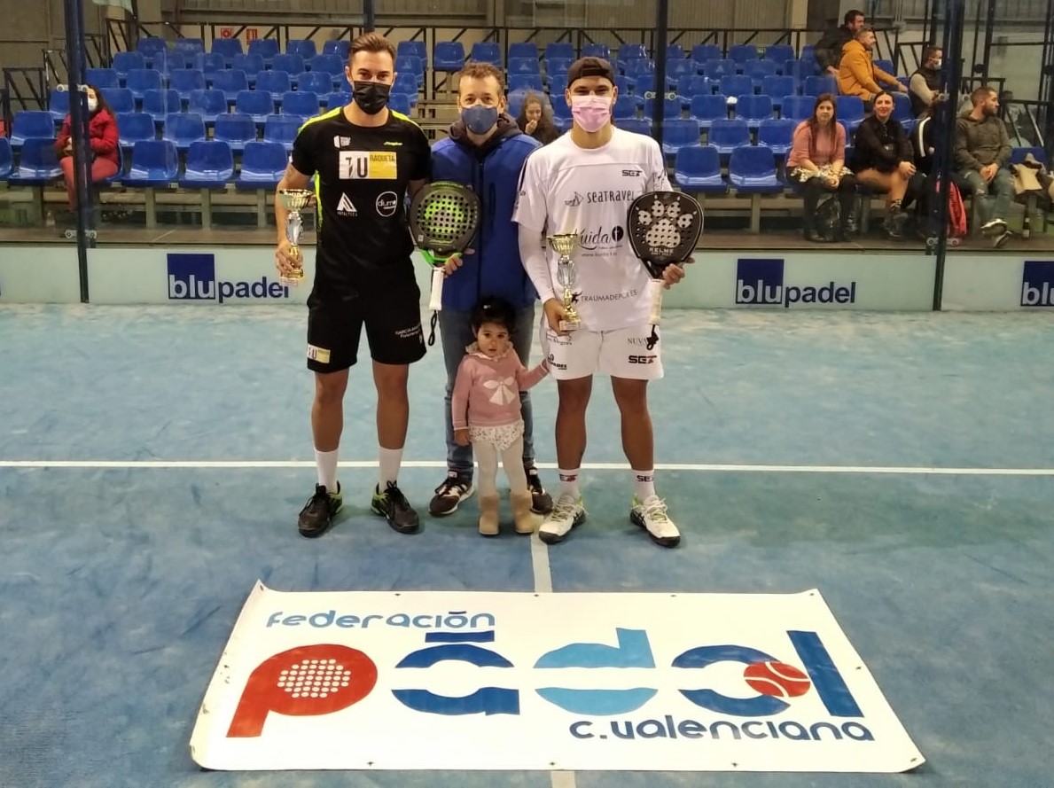 🔊FINAL 1⃣8⃣⭐️ @blupadelindoor 

🏆<a href="/javitingOFICIAL/">javier palasí lozano</a>  - <a href="/CRamosabad/">Christian Ramos Abad</a> 
✏️6/4 - 6/4 
❌<a href="/JuanmiSuch/">Juanmi Such</a> - <a href="/alex_tasa/">Alex Tasa</a> 

👉 Resultados bit.ly/blu18Nov

#somospadelcv #alcbepadel #padelfederado #padel #Alicante