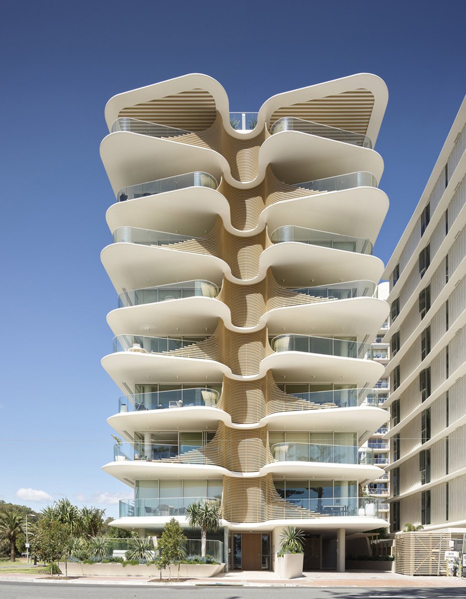 WACommunity's tweet photo. Residential building in Australia features sculptural and wavy façade inspired by Norfolk pines: https://t.co/eo1kV6LWkX #architecture #australia https://t.co/GVvlsjCaqw