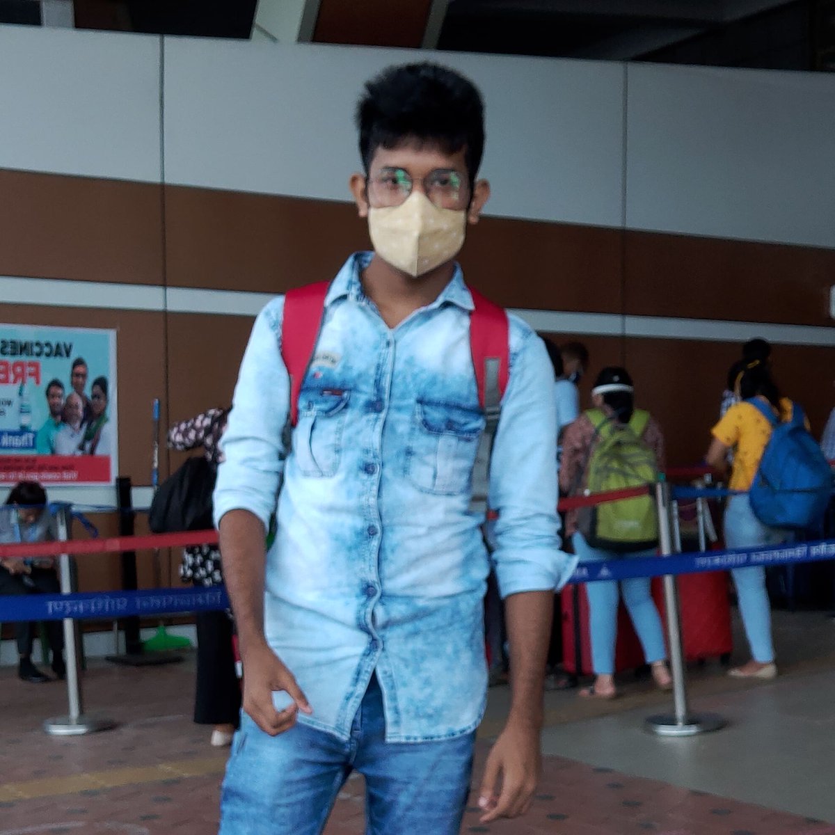MunnaKing03's tweet photo. #Delhiairport #munnaking #munna #aadil #aadilanjum
#aadilanjum03 https://t.co/zkd7A7ZWAK