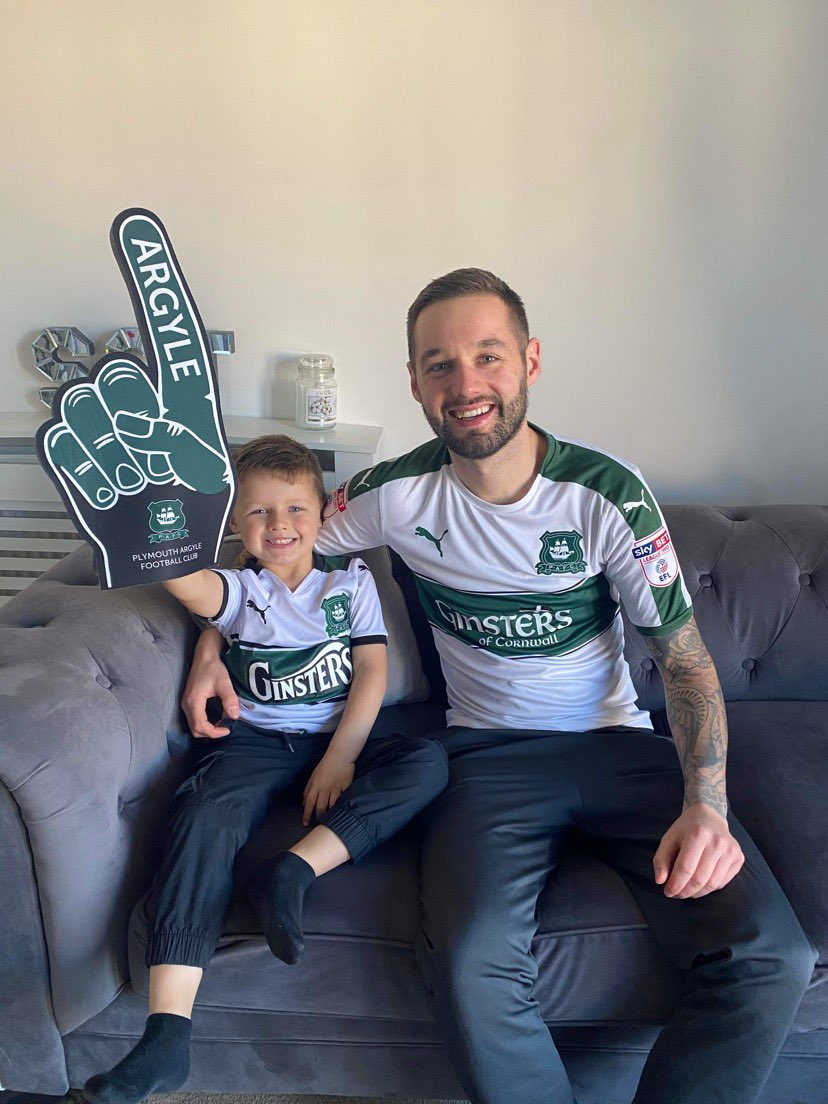 Sam Rosey tweet media