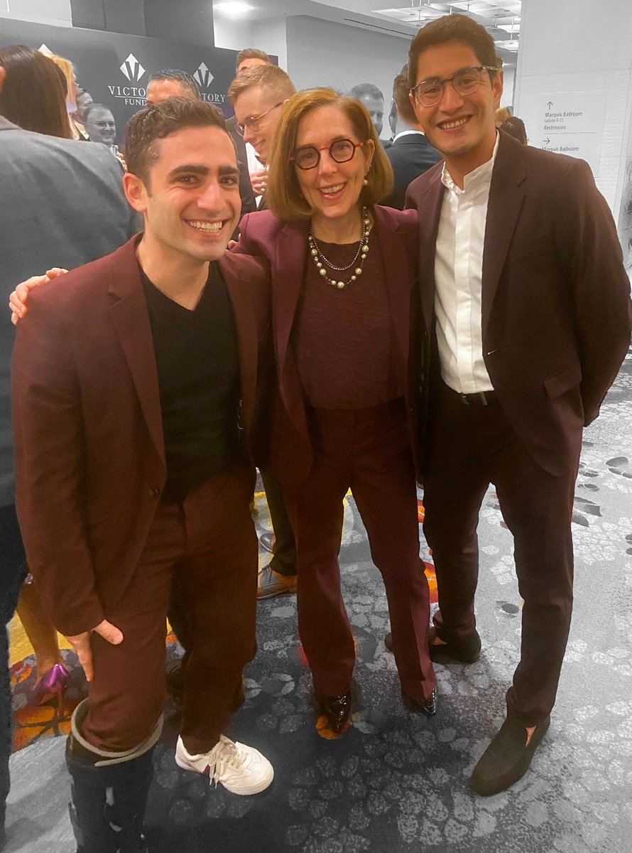 Manny עמנואל עזרא Houle tweet media