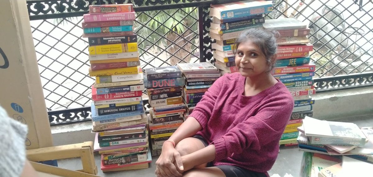 Santosh27380029's tweet photo. You can find my small library here ❤
#studentlife #bookworm #4yearsofengineering https://t.co/2yu7uWWeII