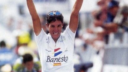 Movistar_Team's tweet photo. 🦅🙏 Recordando, como cada 6 de diciembre, a José María Jiménez, de cuyo fallecimiento se cumplen este lunes 18 años. #ElChavaCorreSiempre

📺 Su absoluta genialidad → https://t.co/XXorcuuK7E

📚 Su historia es parte importante de la de nuestro equipo → https://t.co/OVk8SqP4Aw https://t.co/jJ1bzZtOd0