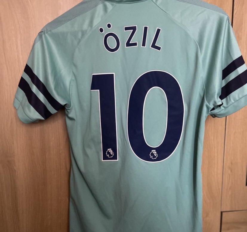Arsenalkits tweet media