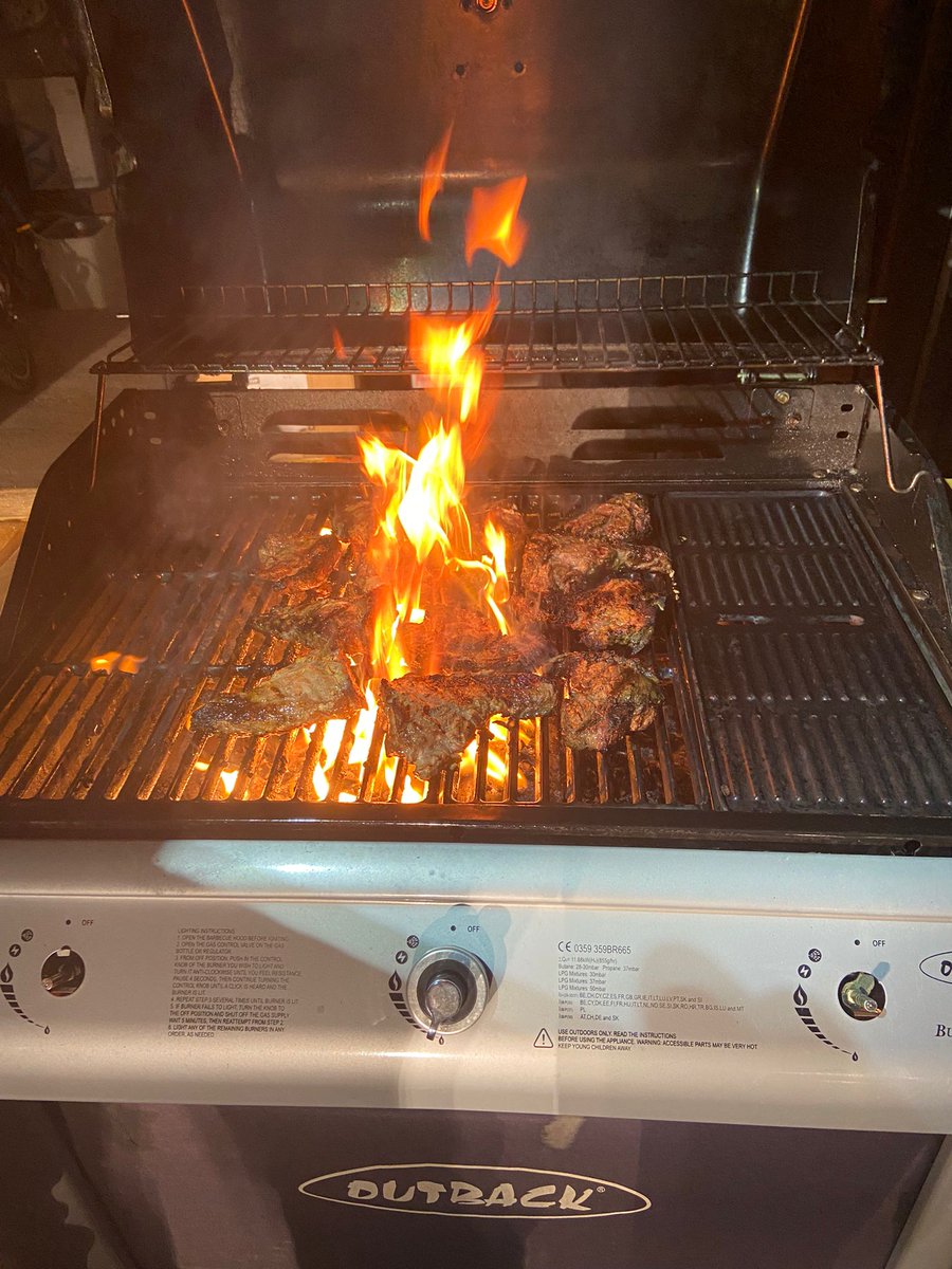 seaharris's tweet photo. @ShiantIsles Shiants lamb chops on bbq last Sunday, they were beautiful! 😋 https://t.co/6iFA5Z2ZOZ