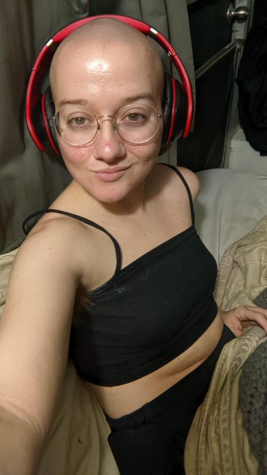 Not sorry for all the selfies because I'm hot.  Findom https://t.co/LWPUnvdRga