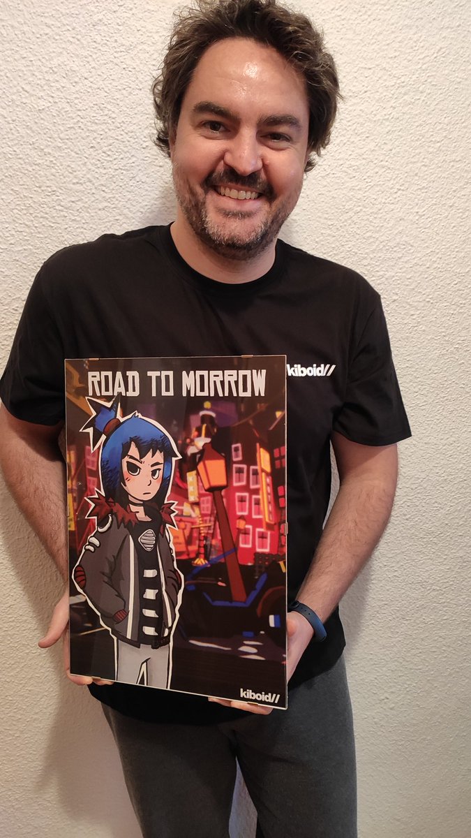 DPA_URJC's tweet photo. ¿Habéis probado ya el juegazo de @Kiboid_ ? ¡Es una pasada! Por cierto... Éste es su merchandising... Simplemente... ¡Espectacular! https://t.co/PizKmSmwjf