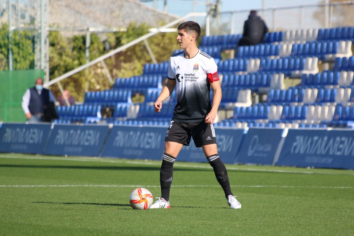 2-0 | 46'| Comienza la segunda parte.

#FCCartagenaBMinera