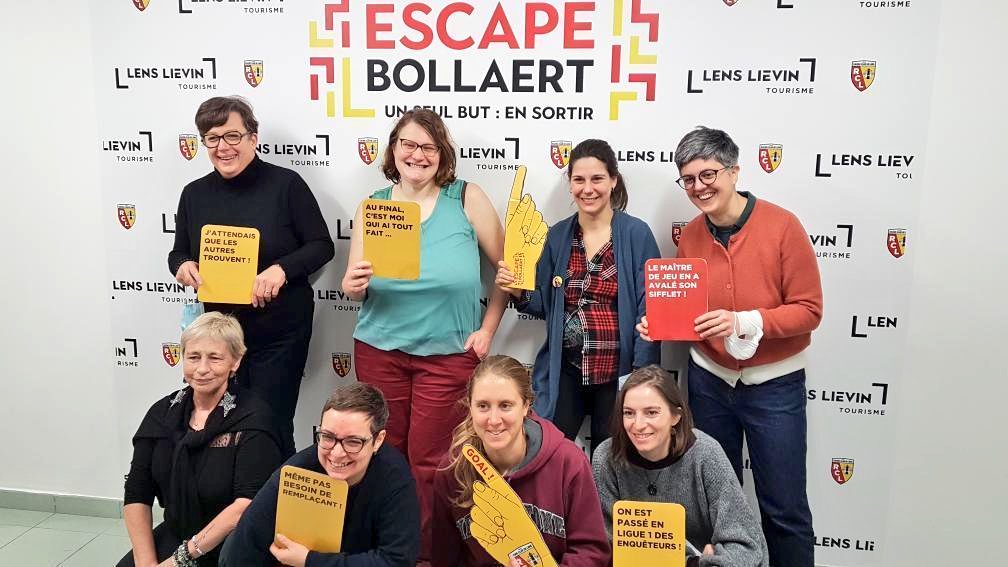Malicyel's tweet photo. Après avoir vivement encouragé le @RCLens hier, la team @EnFranceAussi a sauvé le président du club à l'escape game du stade Bollaert chez @LensTourisme 🎉🎉🎉
Notre cri de groupe : go lensois ! #enfrancealens #lesensdelessentiel #Enfranceaussi #lens #RCLens https://t.co/GxDvK1Hzqo